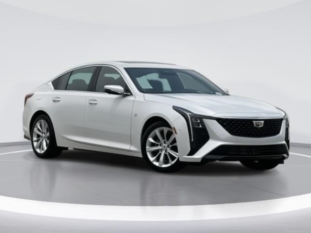 Vehicle image 3 of 32