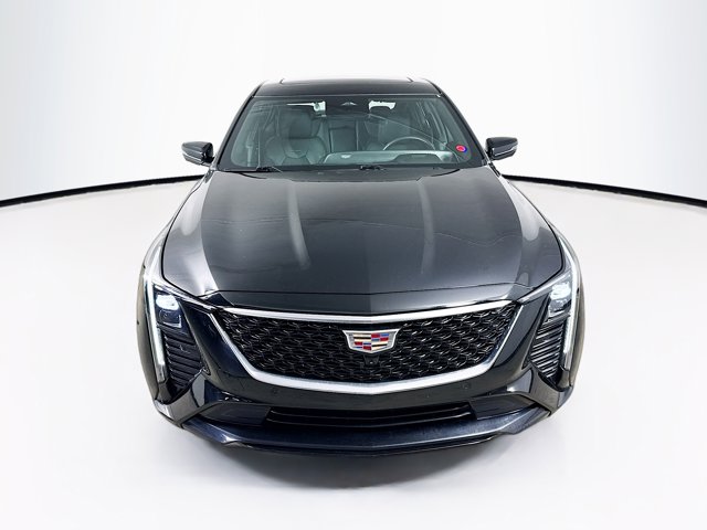 2025 Cadillac CT5 Premium Luxury Image 3 of 35