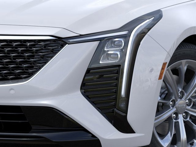 Vehicle image 10 of 24