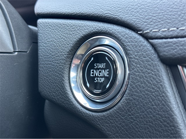 Vehicle image 22 of 35