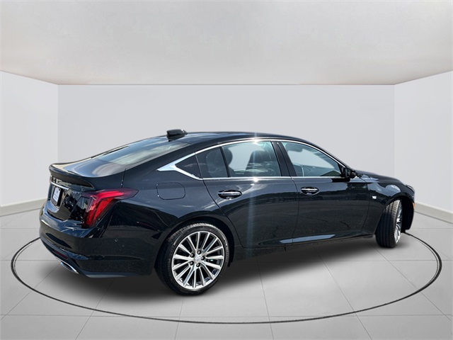 Vehicle image 4 of 35