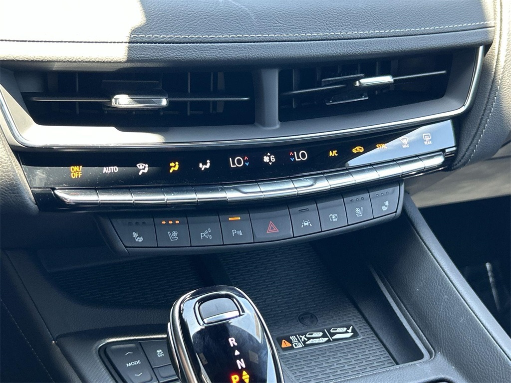 Vehicle image 12 of 36