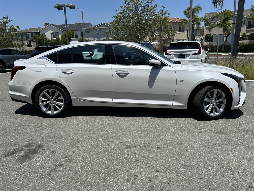 Vehicle image 3 of 36