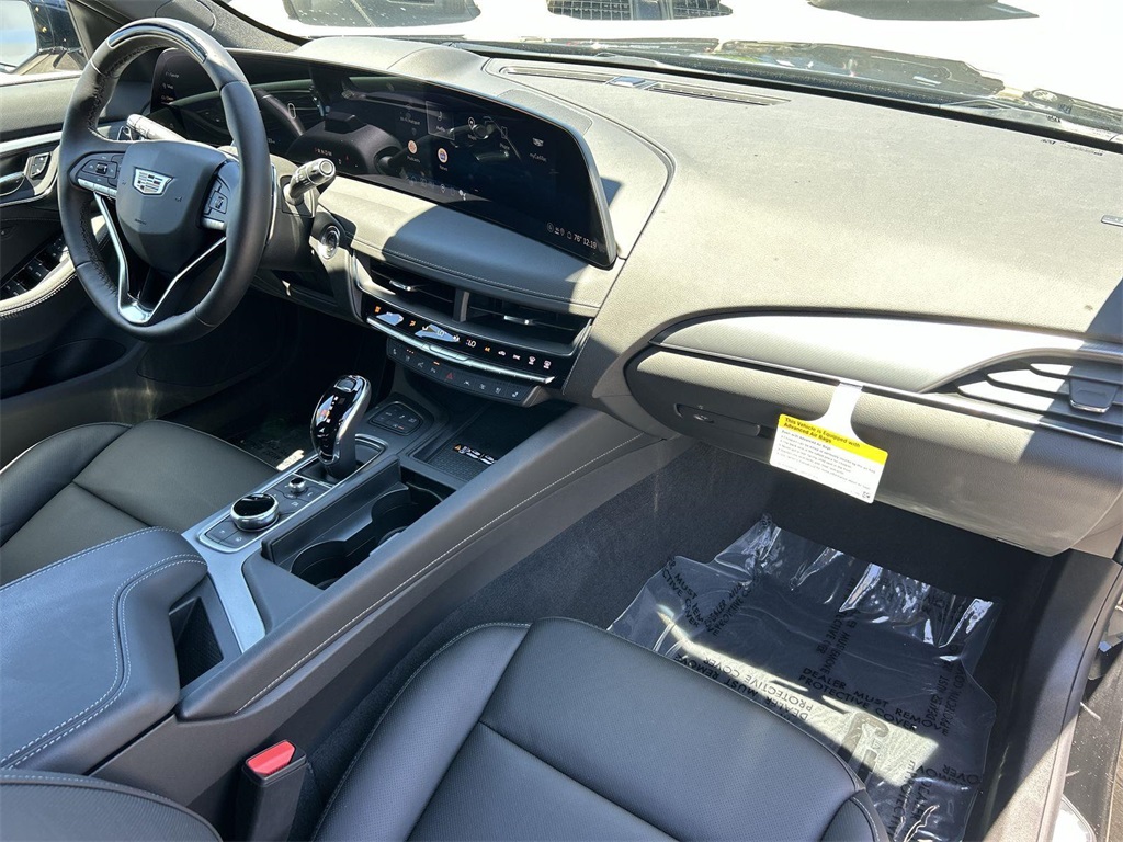 Vehicle image 14 of 36