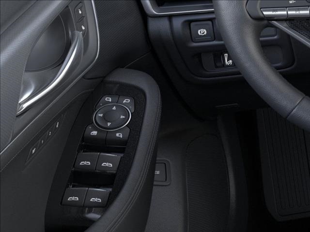 Vehicle image 20 of 24