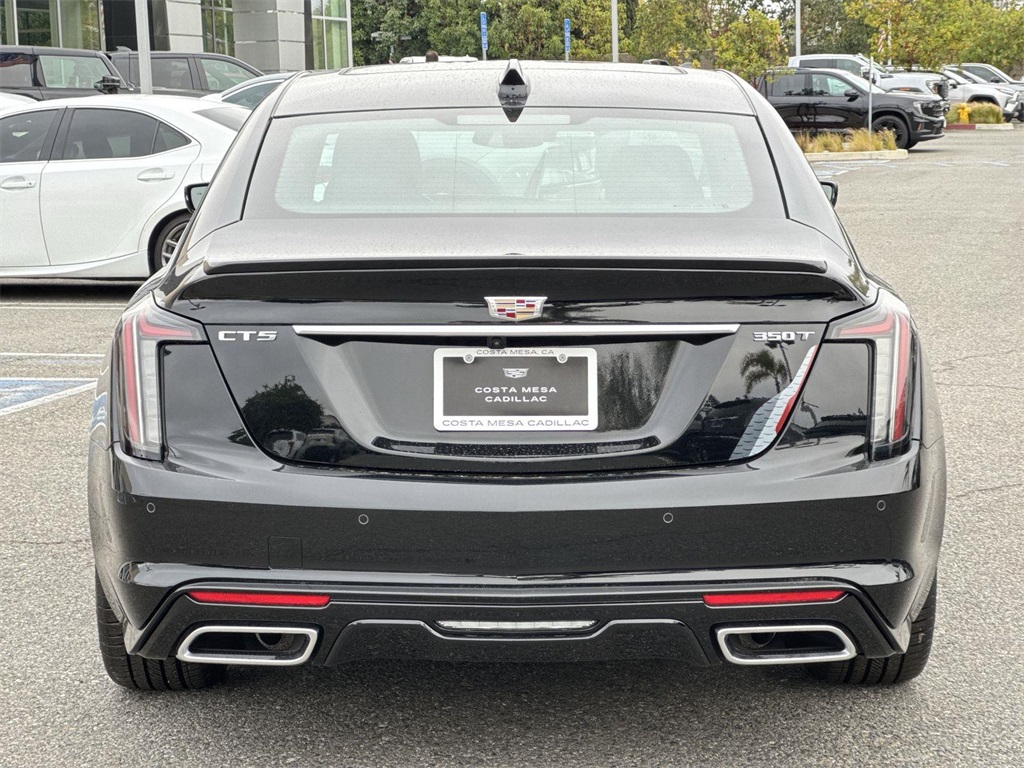 Vehicle image 10 of 43