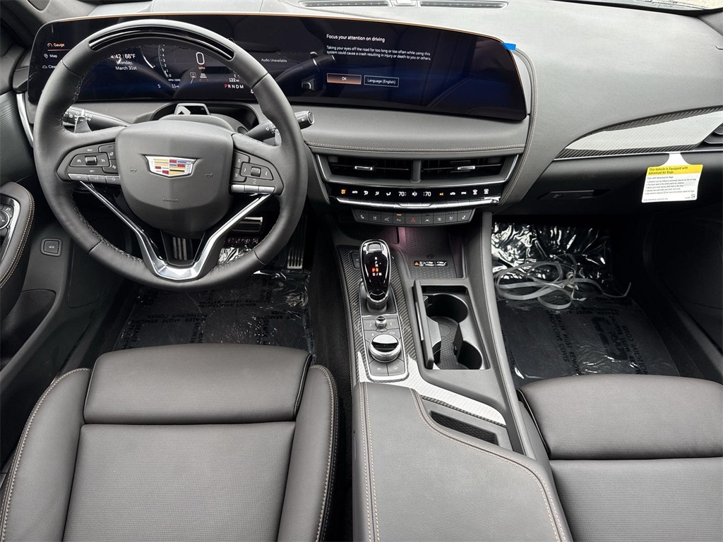 Vehicle image 21 of 43