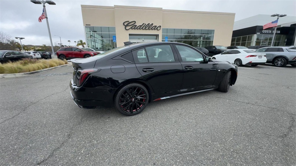 Vehicle image 8 of 43