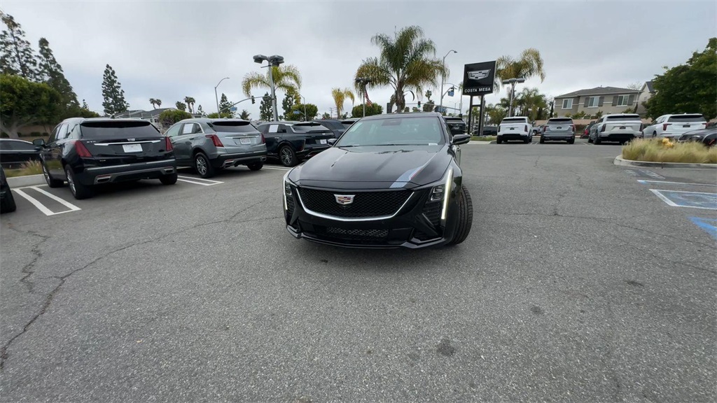 Vehicle image 3 of 43