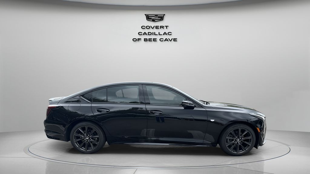 Vehicle image 6 of 40