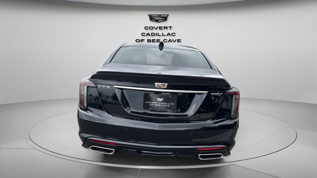 Vehicle image 10 of 40