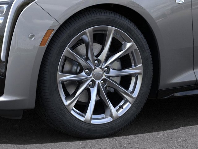 Vehicle image 9 of 24