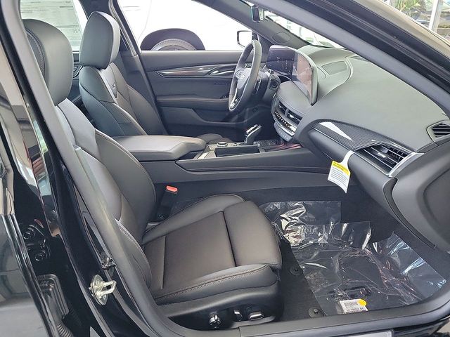 Vehicle image 29 of 35