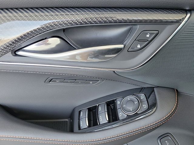 Vehicle image 24 of 35