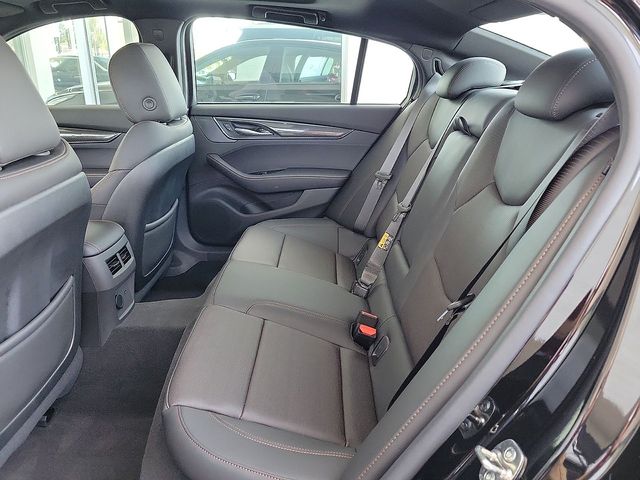 Vehicle image 26 of 35
