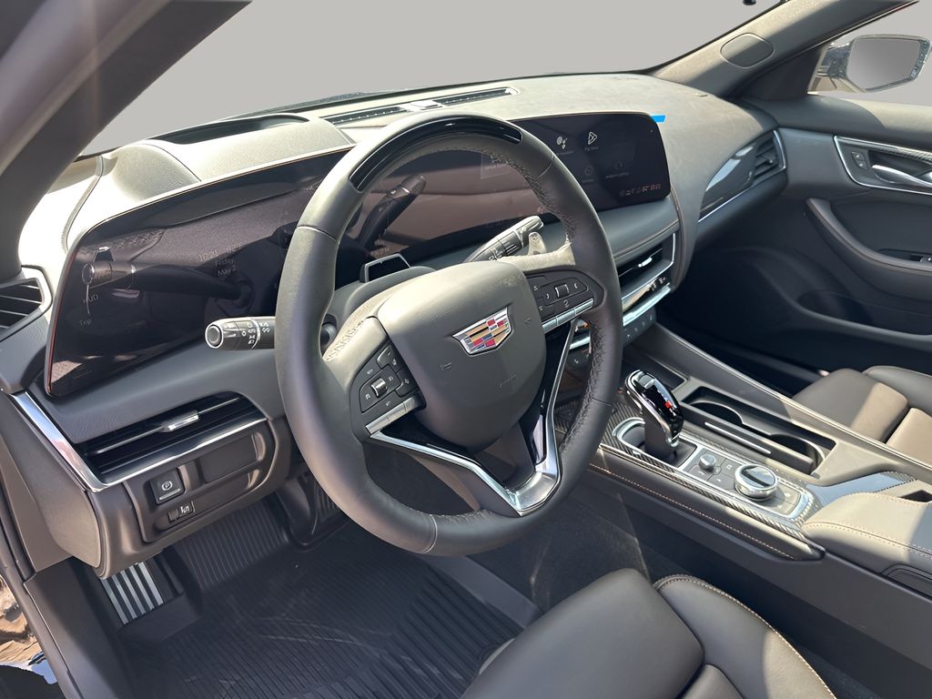 Vehicle image 21 of 36