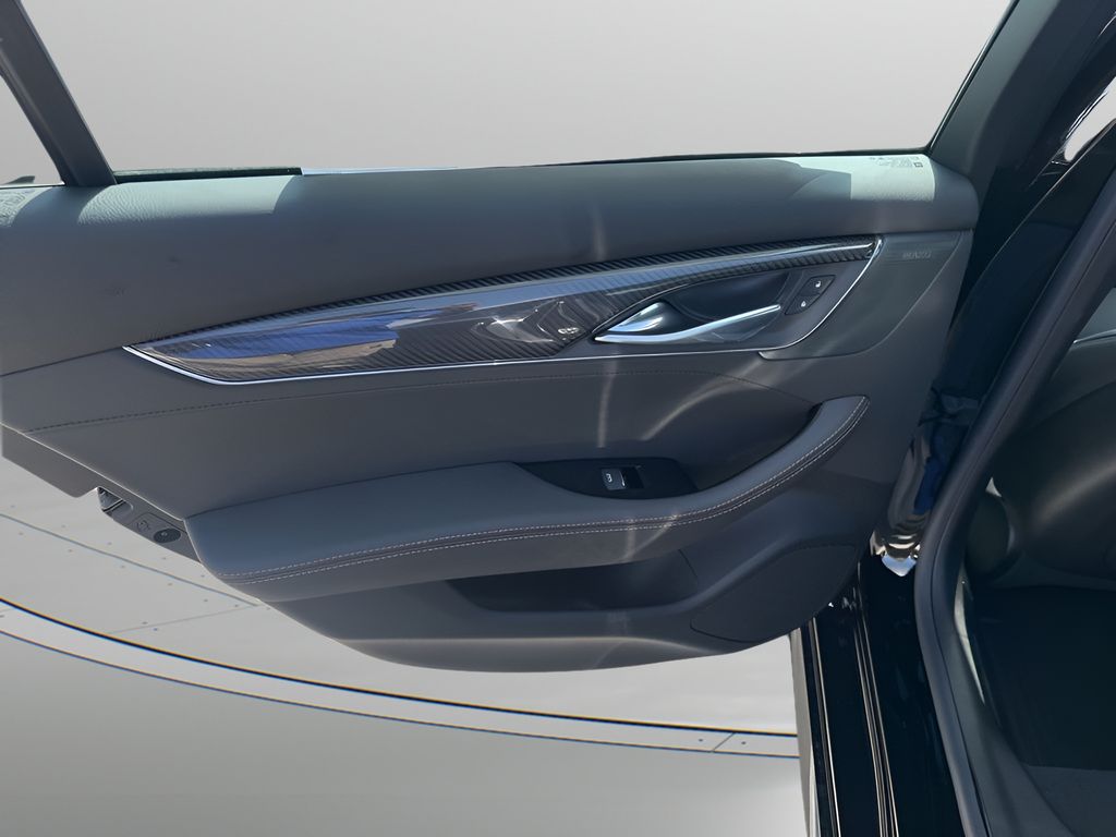 Vehicle image 15 of 36