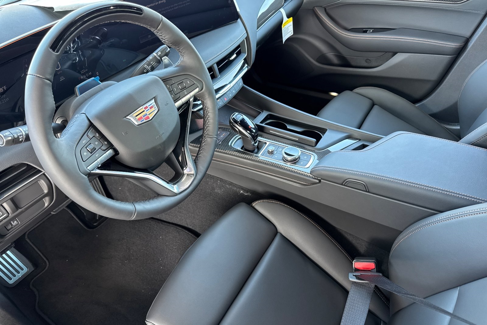 Vehicle image 9 of 33