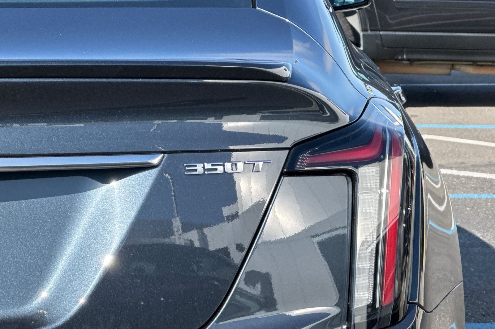 Vehicle image 32 of 33