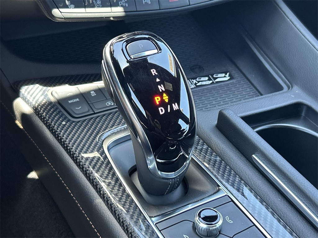 Vehicle image 19 of 35