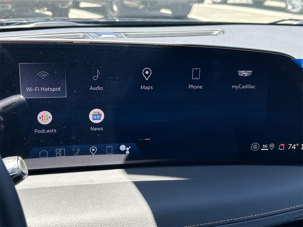Vehicle image 17 of 35