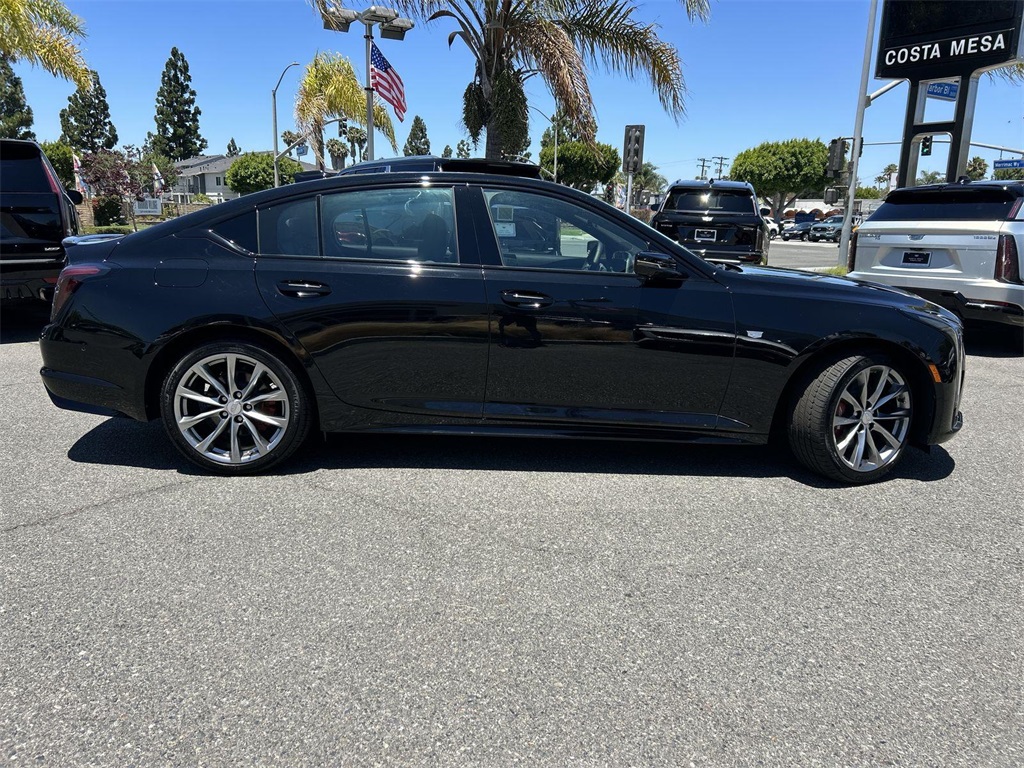 Vehicle image 3 of 35