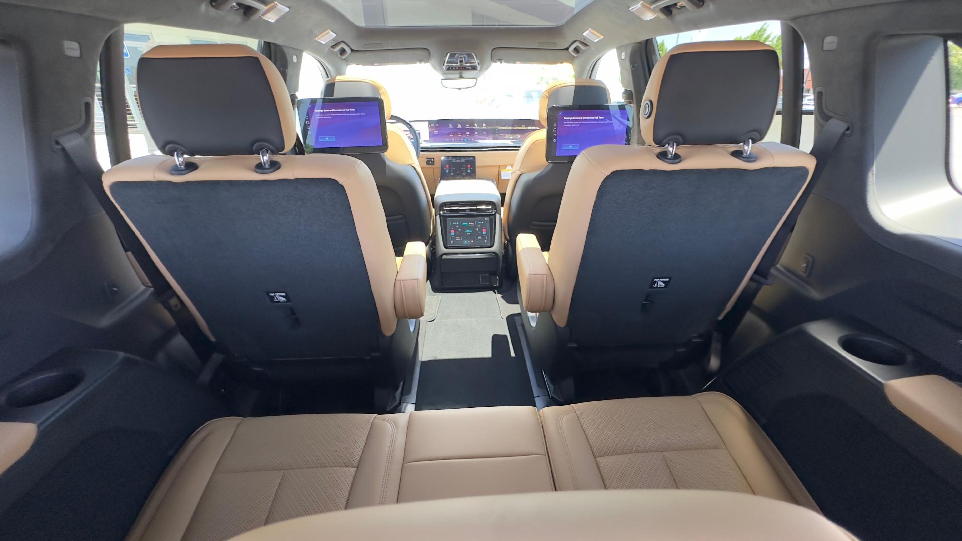 Vehicle image 12 of 47