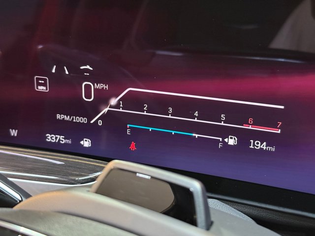 2025 Cadillac Escalade 4WD Premium Luxury Image 24 of 62