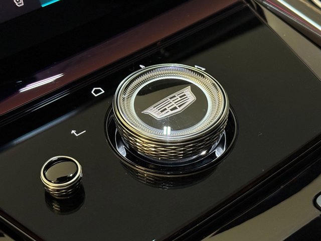 2025 Cadillac Escalade 4WD Premium Luxury Image 60 of 62