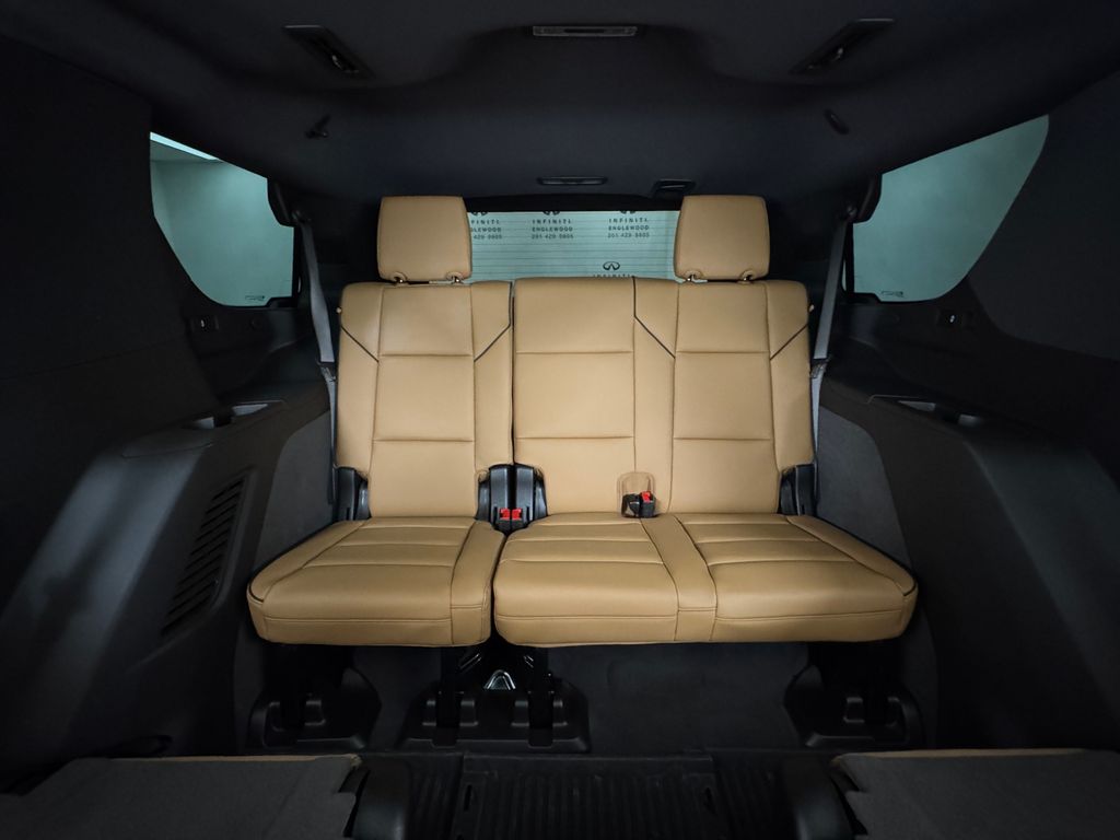 Vehicle image 12 of 46