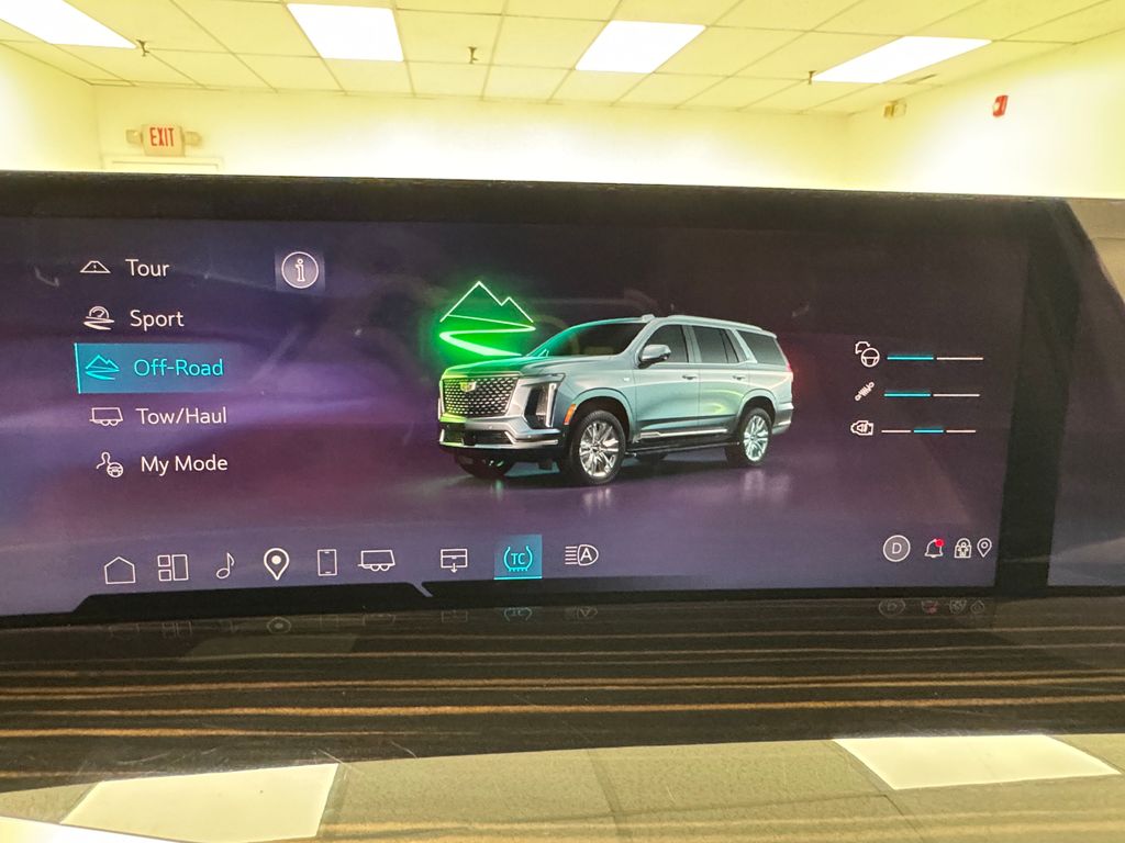 Vehicle image 17 of 46
