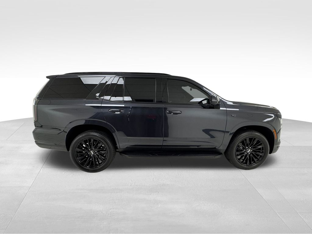 Vehicle image 4 of 46