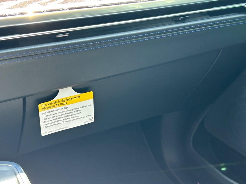 Vehicle image 20 of 23