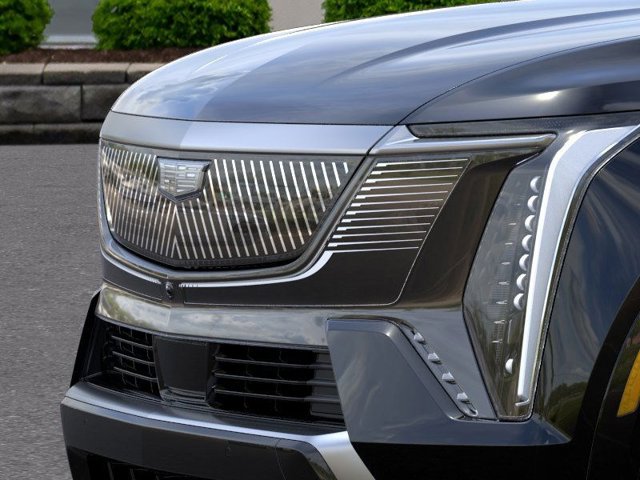 Vehicle image 13 of 24