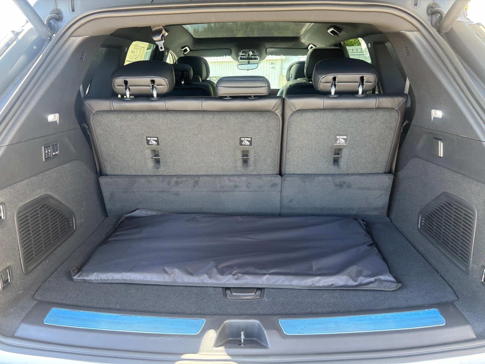 Vehicle image 39 of 53