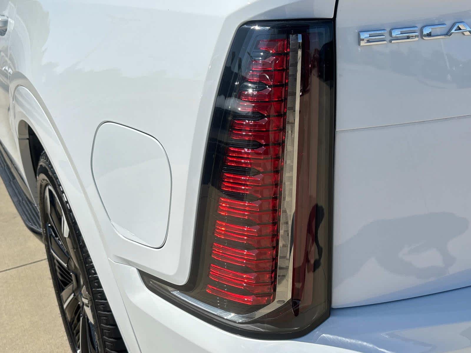 Vehicle image 33 of 53
