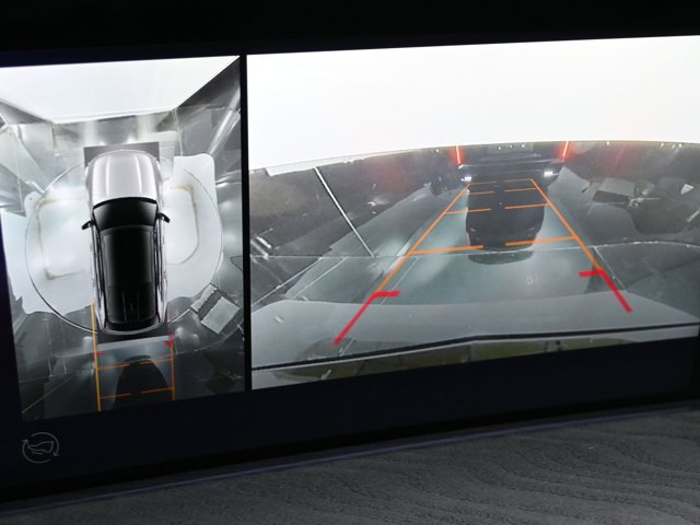 Vehicle image 42 of 43