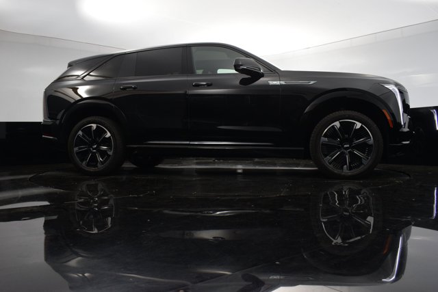 Vehicle image 12 of 43