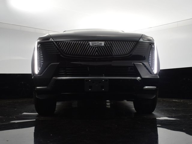 Vehicle image 24 of 43