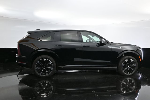Vehicle image 10 of 43