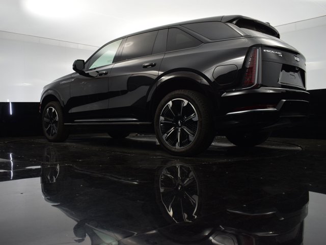 Vehicle image 29 of 43