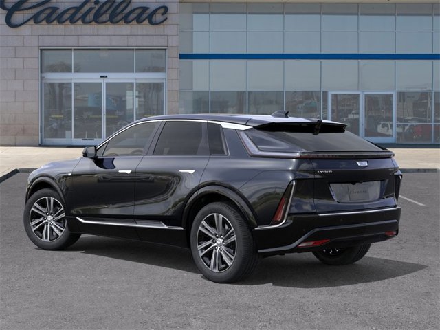 Vehicle image 9 of 33