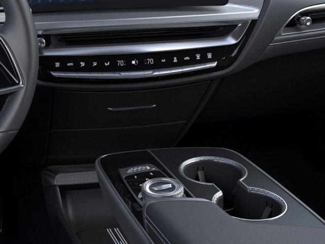 Vehicle image 23 of 33