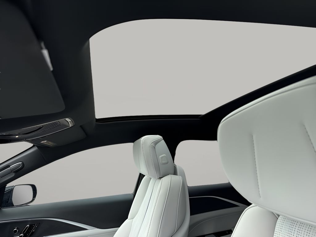 Vehicle image 31 of 39