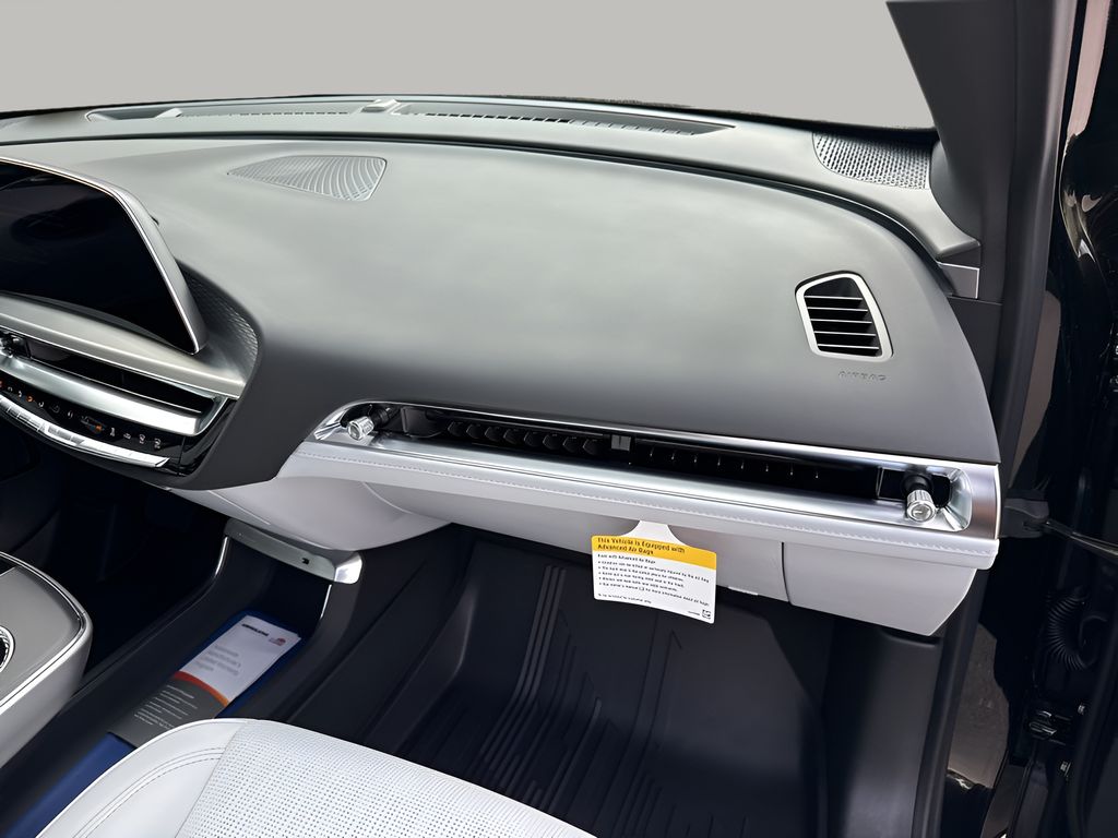Vehicle image 12 of 39