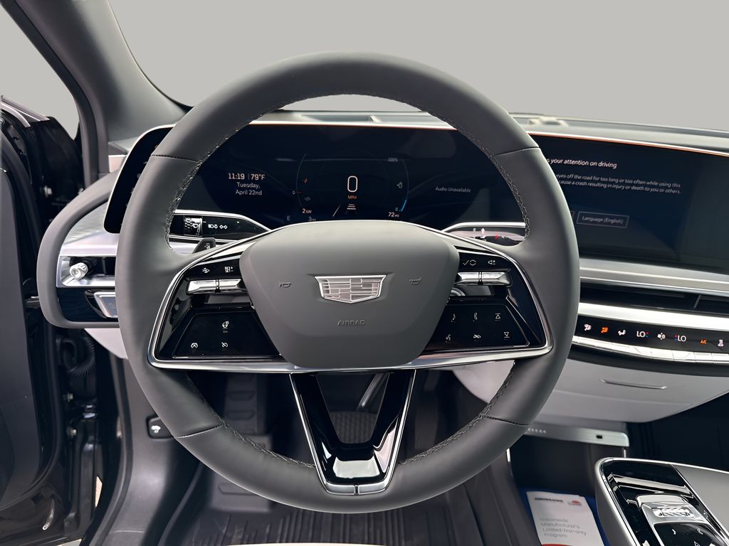 Vehicle image 20 of 39