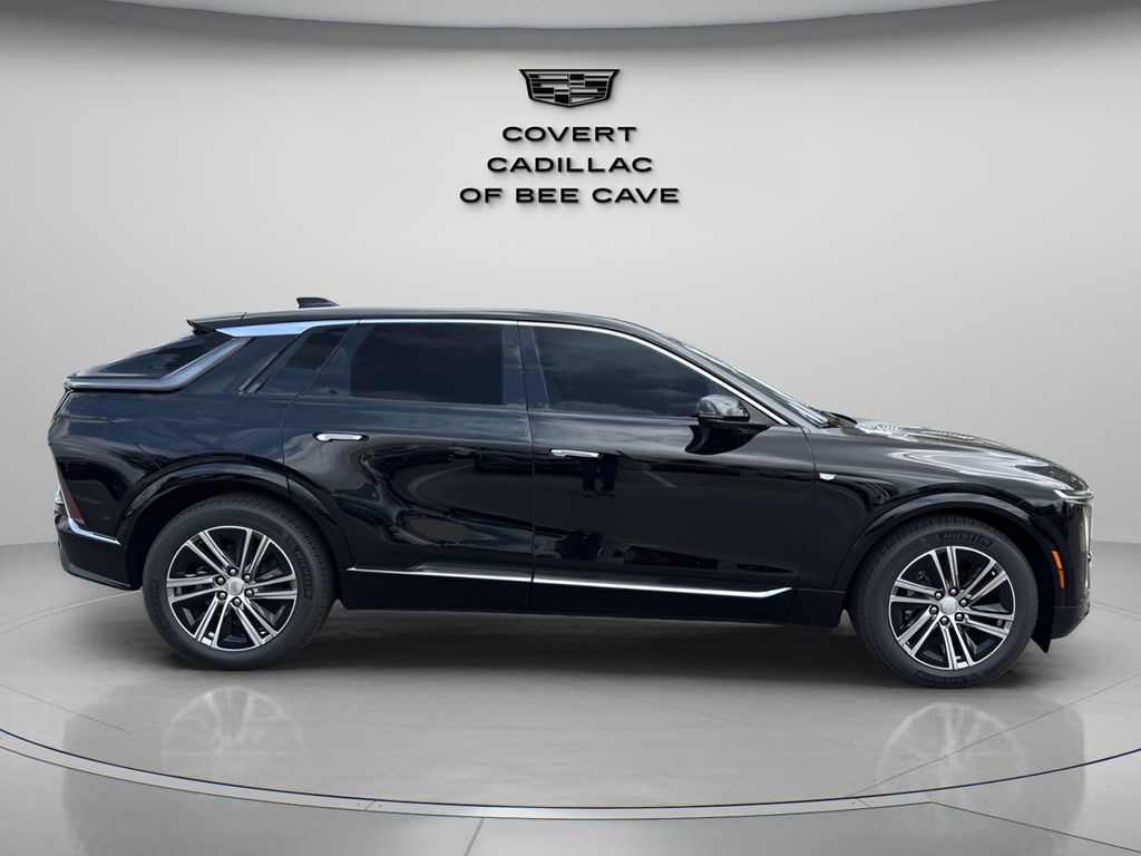 Vehicle image 6 of 39