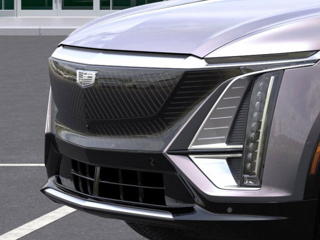 Vehicle image 13 of 24
