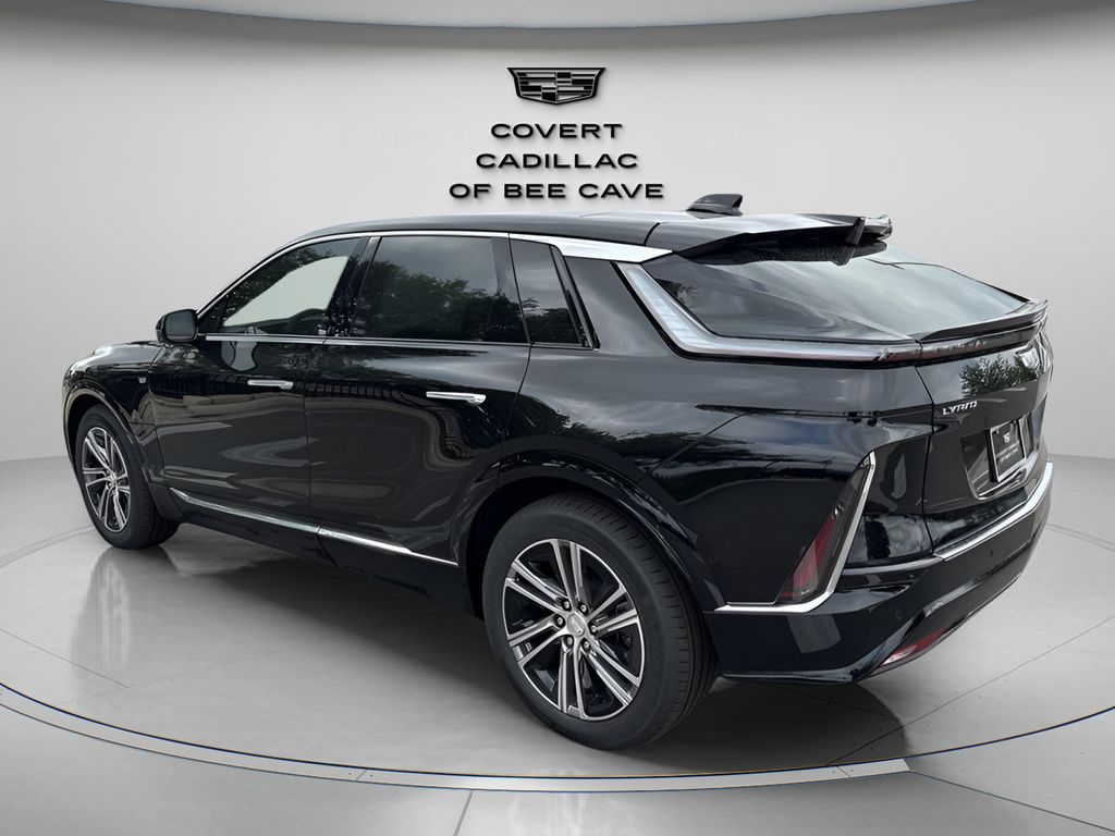 Vehicle image 9 of 40