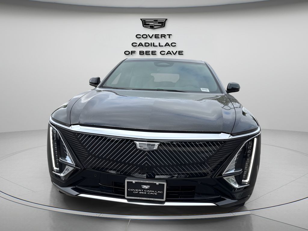 Vehicle image 3 of 40